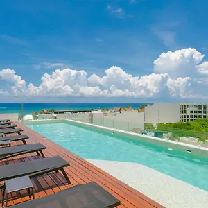 https://bahay.quintano-roohotels.com